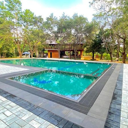 Ima Villa Сигирия Екстериор снимка